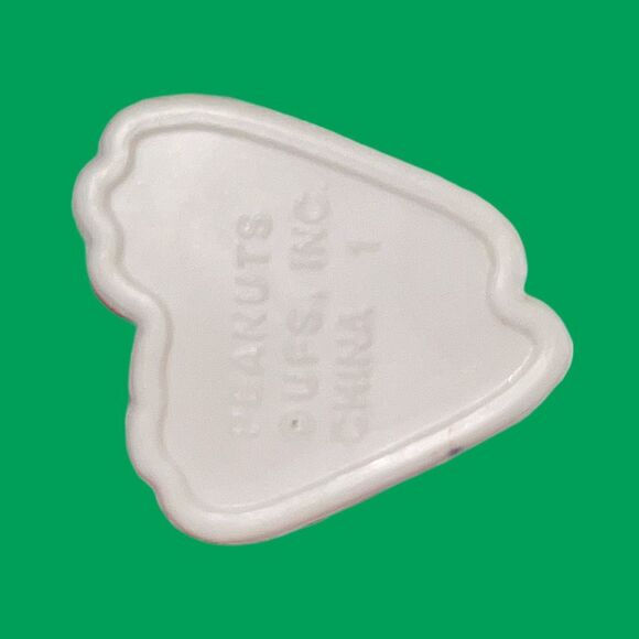 Vintage Peanuts Snoopy Christmas Ornament w/Cloth Scarf B1 - Picture 4 of 5